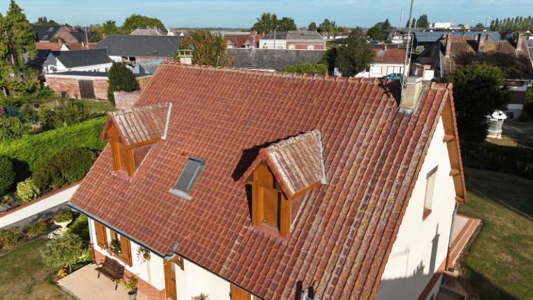 Pourquoi nous ne passons jamais de nettoyeur haute pression sur une toiture